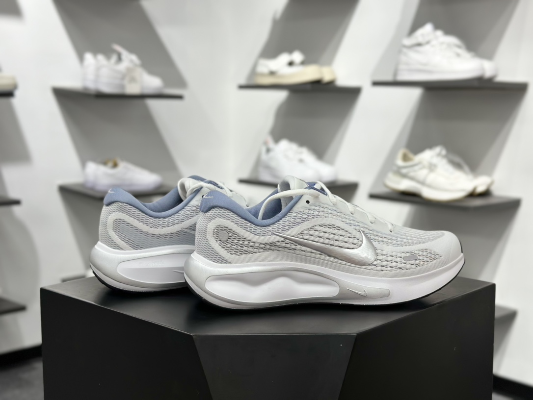 Nike Journey Run 2025跑步鞋 FN0228-104