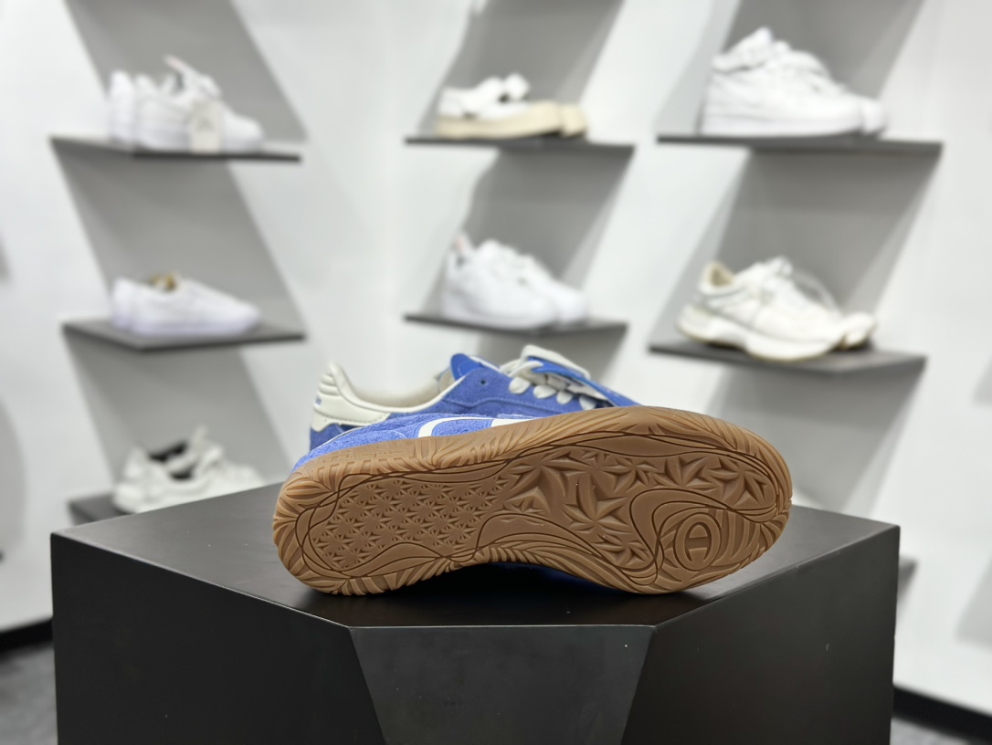 冠军Champion Essentials Champ T-Trainer 基础训练系列低帮德训板鞋“翻毛宝蓝” U4CFCTW14M1