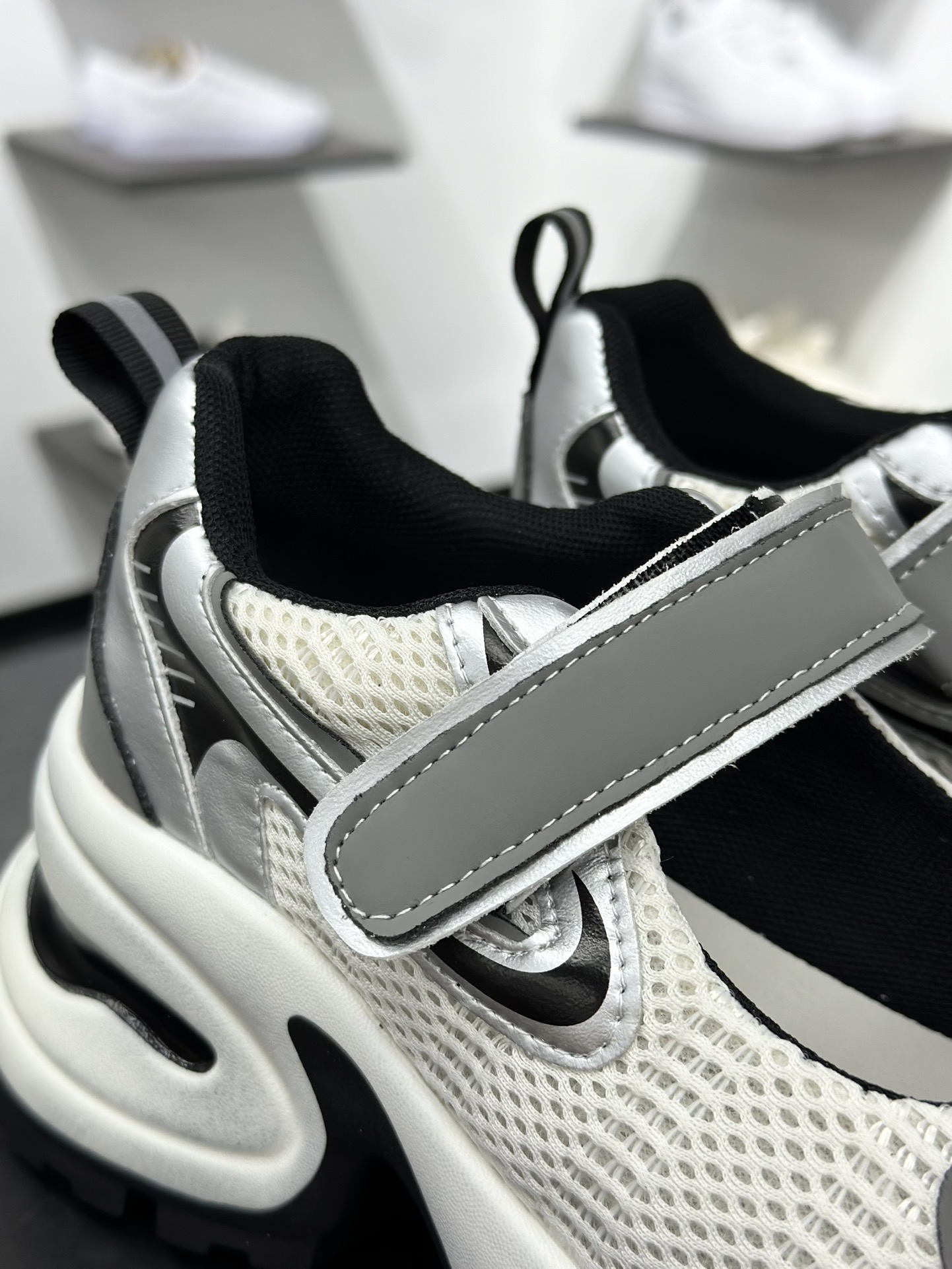 GG-CC赵露思同款老爹鞋24ss夏季新款凉鞋系列