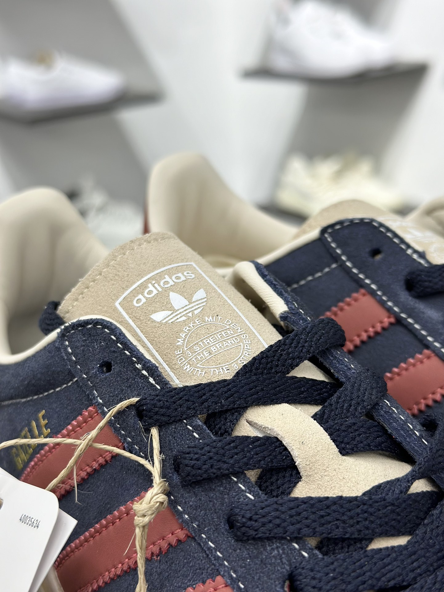 AD Originals Gazelle Indoor 深蓝红 三叶草复古休闲运动板鞋 JH5404 AD Originals Gazelle Indoor 深蓝红 三叶草复古休闲运动板鞋 JH5404