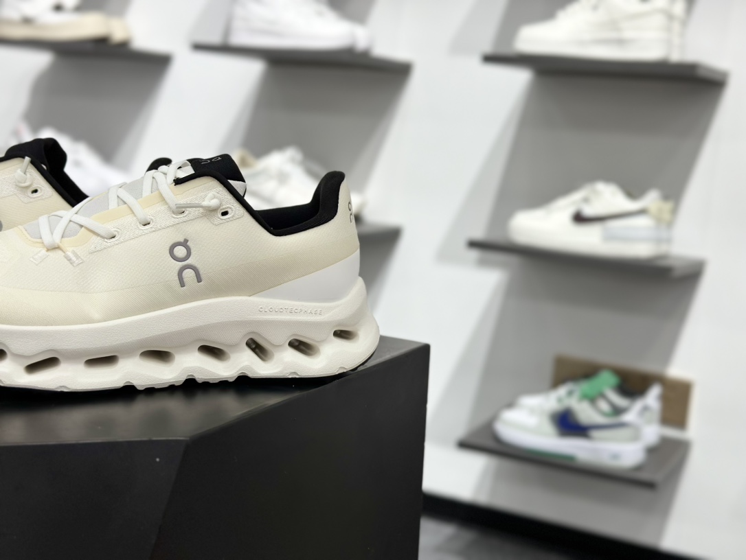 昂跑ON Running Cloudtilt 1 M 薄云1代系列低帮厚底轻量舒适多功能休闲运动慢跑鞋 3WE1005 昂跑ON Running Cloudtilt 1 M 薄云1代系列低帮厚底轻量舒适多功能休闲运动慢跑鞋 3WE1005