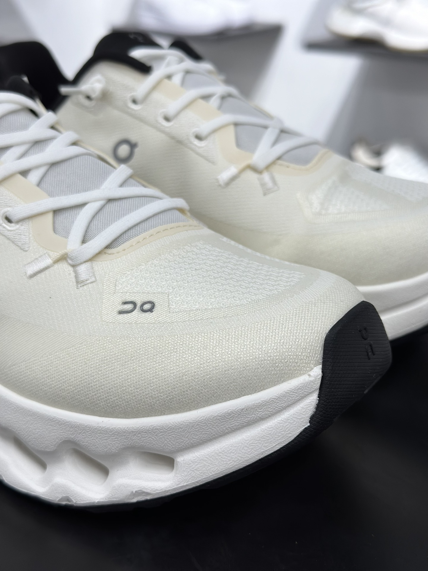 昂跑ON Running Cloudtilt 1 M 薄云1代系列低帮厚底轻量舒适多功能休闲运动慢跑鞋 3WE1005 昂跑ON Running Cloudtilt 1 M 薄云1代系列低帮厚底轻量舒适多功能休闲运动慢跑鞋 3WE1005