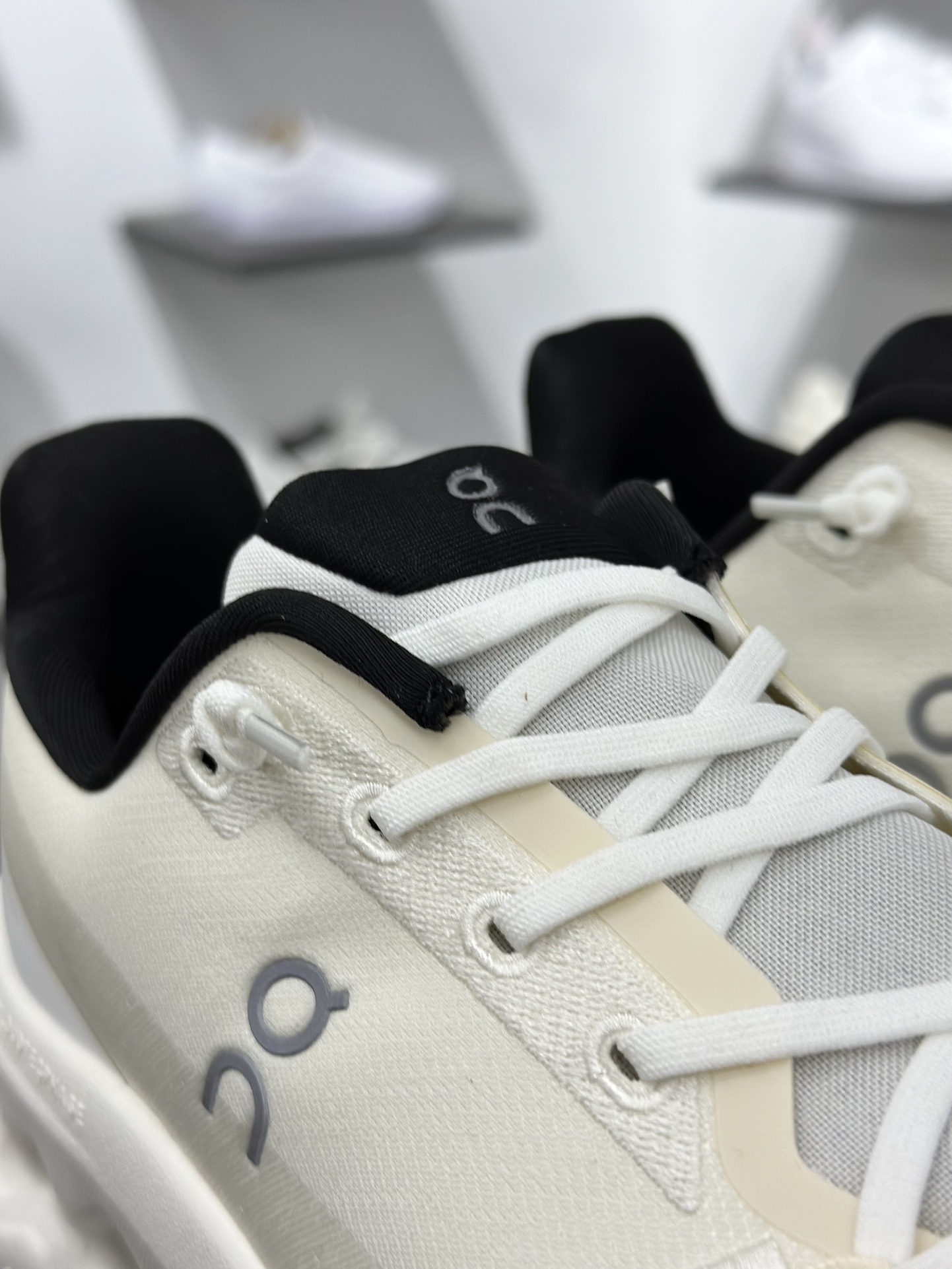 昂跑ON Running Cloudtilt 1 M 薄云1代系列低帮厚底轻量舒适多功能休闲运动慢跑鞋 3WE1005 昂跑ON Running Cloudtilt 1 M 薄云1代系列低帮厚底轻量舒适多功能休闲运动慢跑鞋 3WE1005