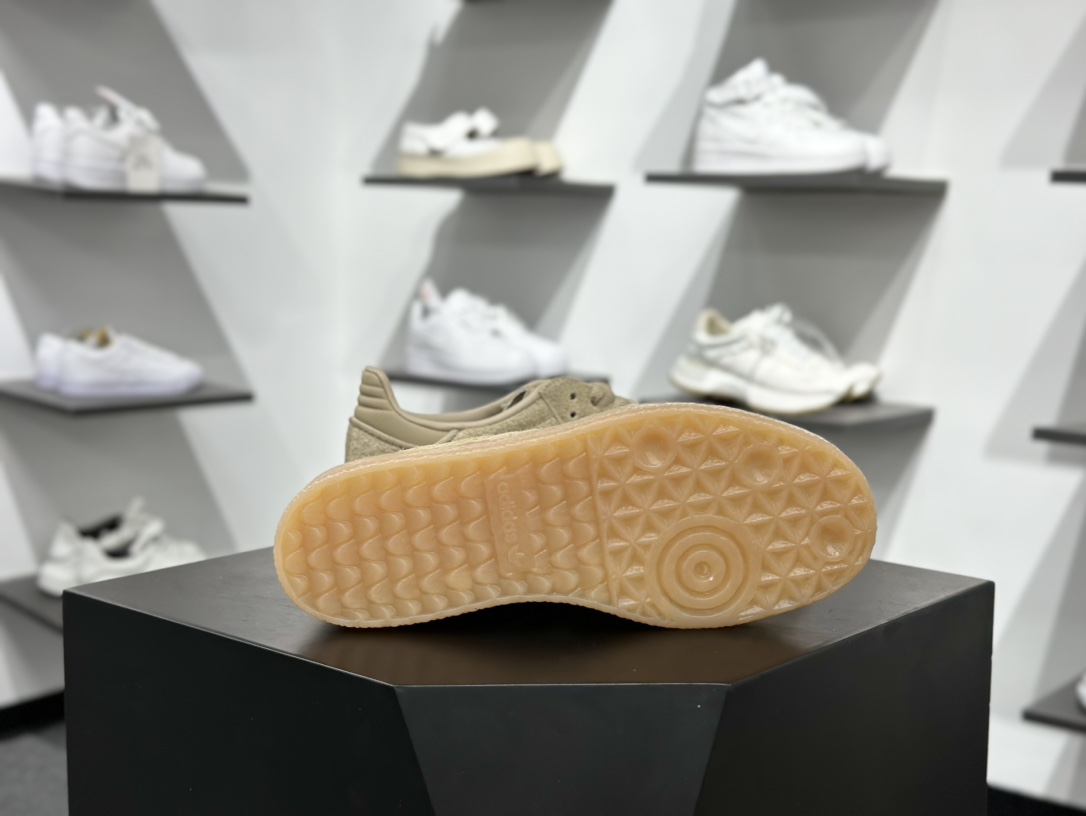 Adidas三叶草SAMBA VALENTNE 厚底休闲板鞋 JQ0254