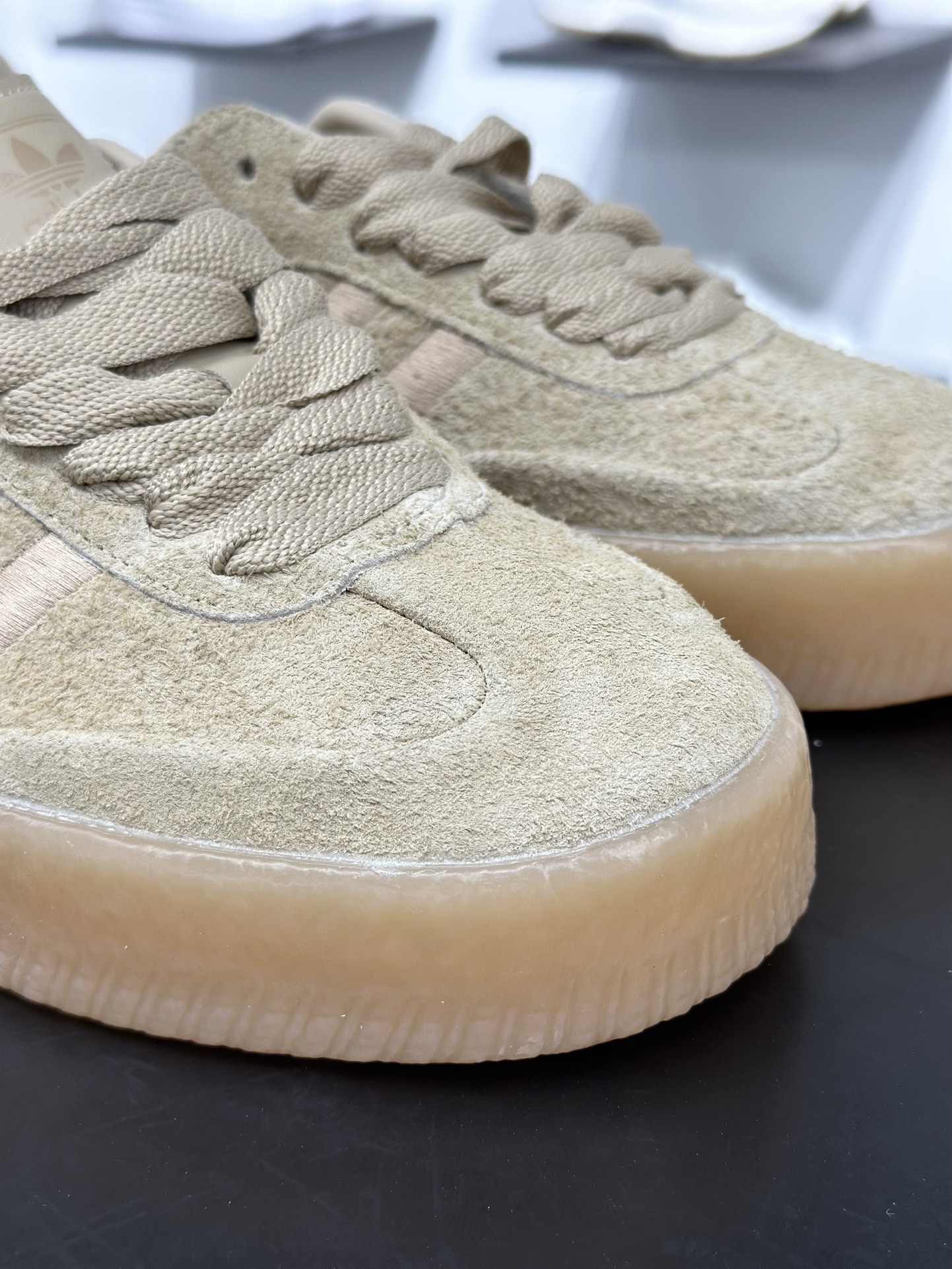 Adidas三叶草SAMBA VALENTNE 厚底休闲板鞋 JQ0254