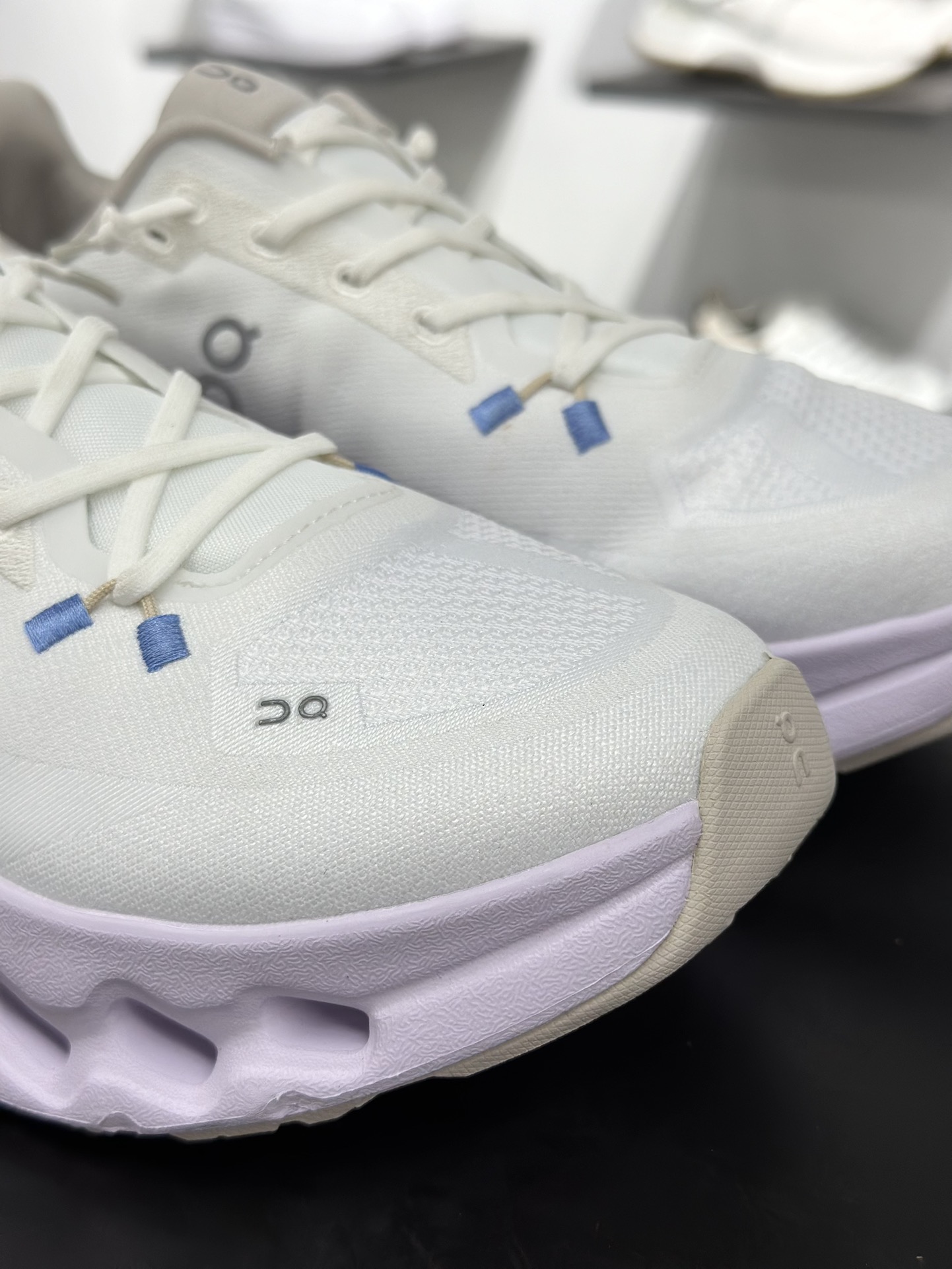 昂跑ON Running Cloudtilt 1 M 薄云1代系列低帮厚底轻量舒适多功能休闲运动慢跑鞋 3WE1005