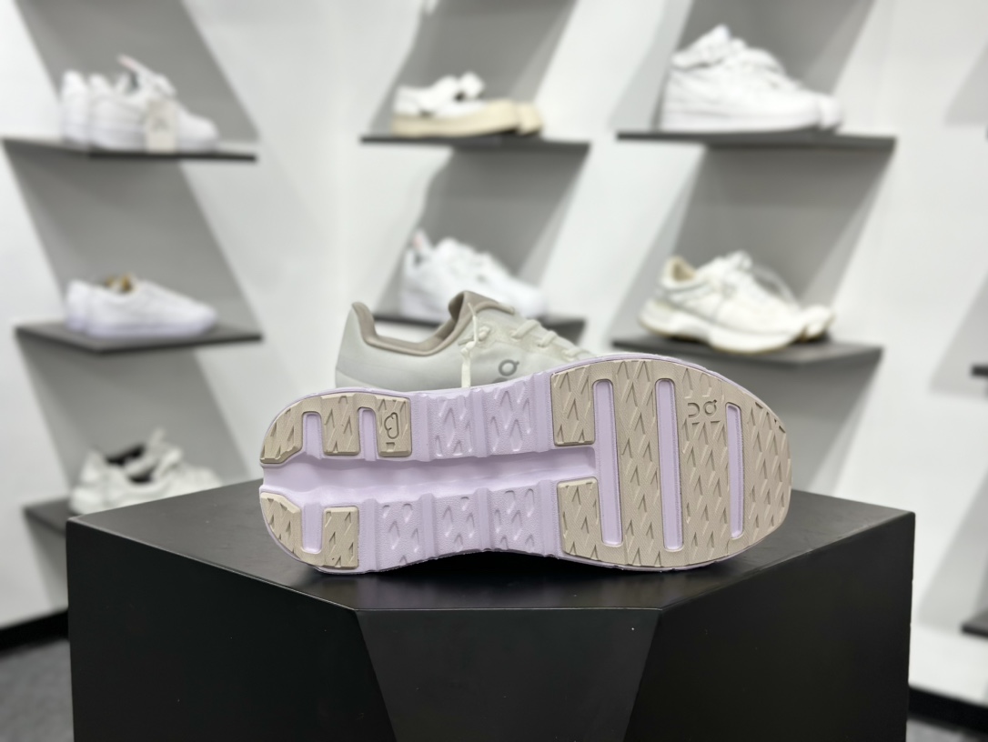 昂跑ON Running Cloudtilt 1 M 薄云1代系列低帮厚底轻量舒适多功能休闲运动慢跑鞋 3WE1005