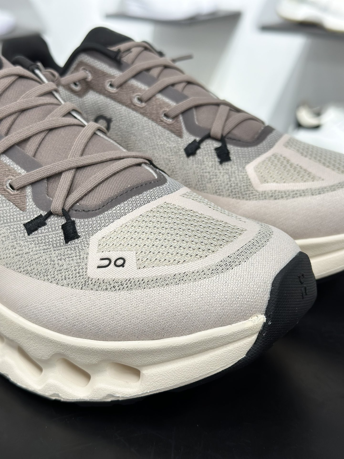 昂跑ON Running Cloudtilt 1 M 薄云1代系列低帮厚底轻量舒适多功能休闲运动慢跑鞋 3WE1005