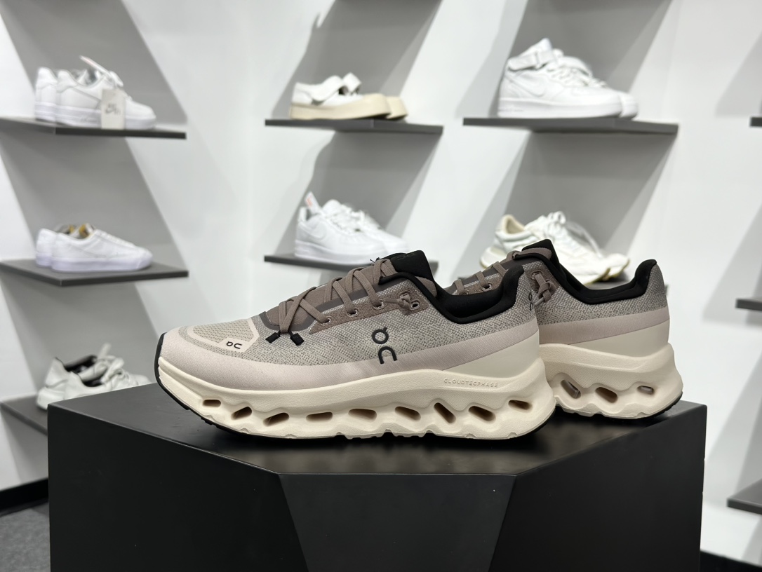 昂跑ON Running Cloudtilt 1 M 薄云1代系列低帮厚底轻量舒适多功能休闲运动慢跑鞋 3WE1005