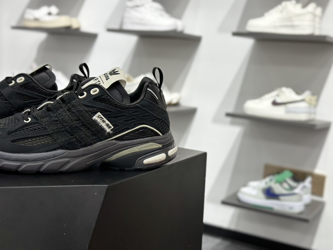 240 SFTM x AD Originals Adistar Cushion 复古前卫科技休闲运动老爹鞋 JP8416-Chinese UA Cheap High Quatity Brand Clothes Bags handbags Sneakers wholesale wholesaler seller from China Factory suppliers Fashion Clothing Shoes best Quality Beautiful Price 240 SFTM x AD Originals Adistar Cushion 复古前卫科技休闲运动老爹鞋 JP8416