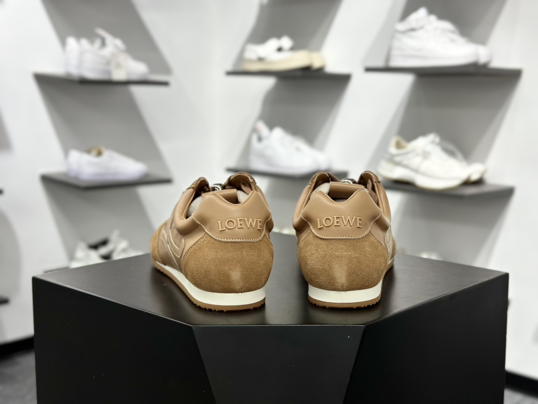 罗意威Loewe Ballet Runner 2.0 Sneakers 芭蕾舞2.0系列阿甘复古风德训薄底百搭休闲运动鞋 罗意威Loewe Ballet Runner 2.0 Sneakers 芭蕾舞2.0系列阿甘复古风德训薄底百搭休闲运动鞋