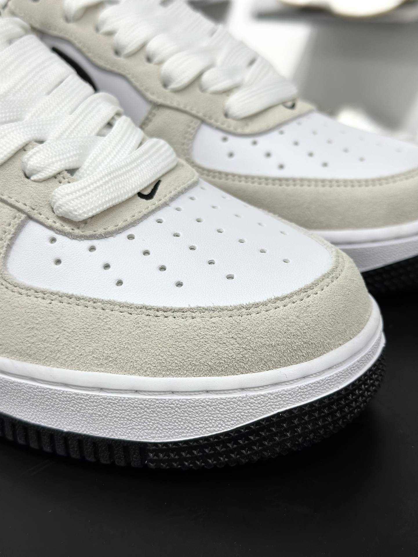 Nike Air Force 1 Low 白黑  IB6388-100