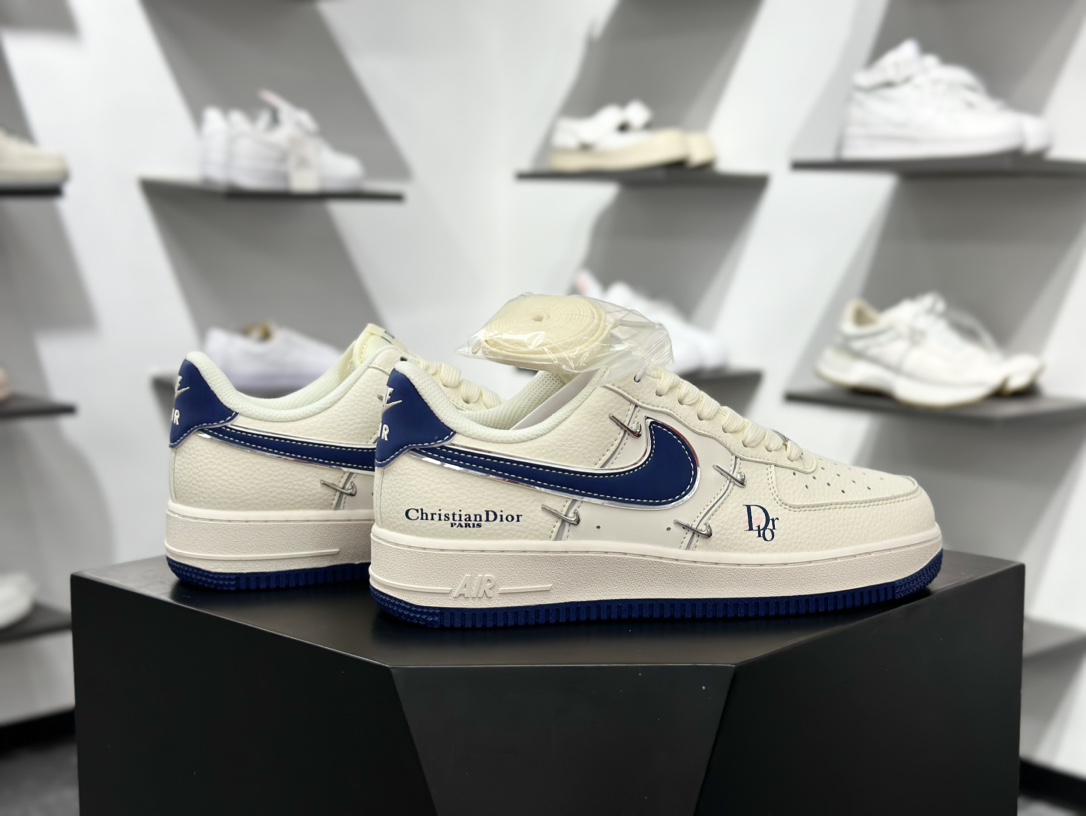 Nike Air Force 1 Low 07 x DIOR 白蓝四小勾 XS2869-001 Nike Air Force 1 Low 07 x DIOR 白蓝四小勾 XS2869-001