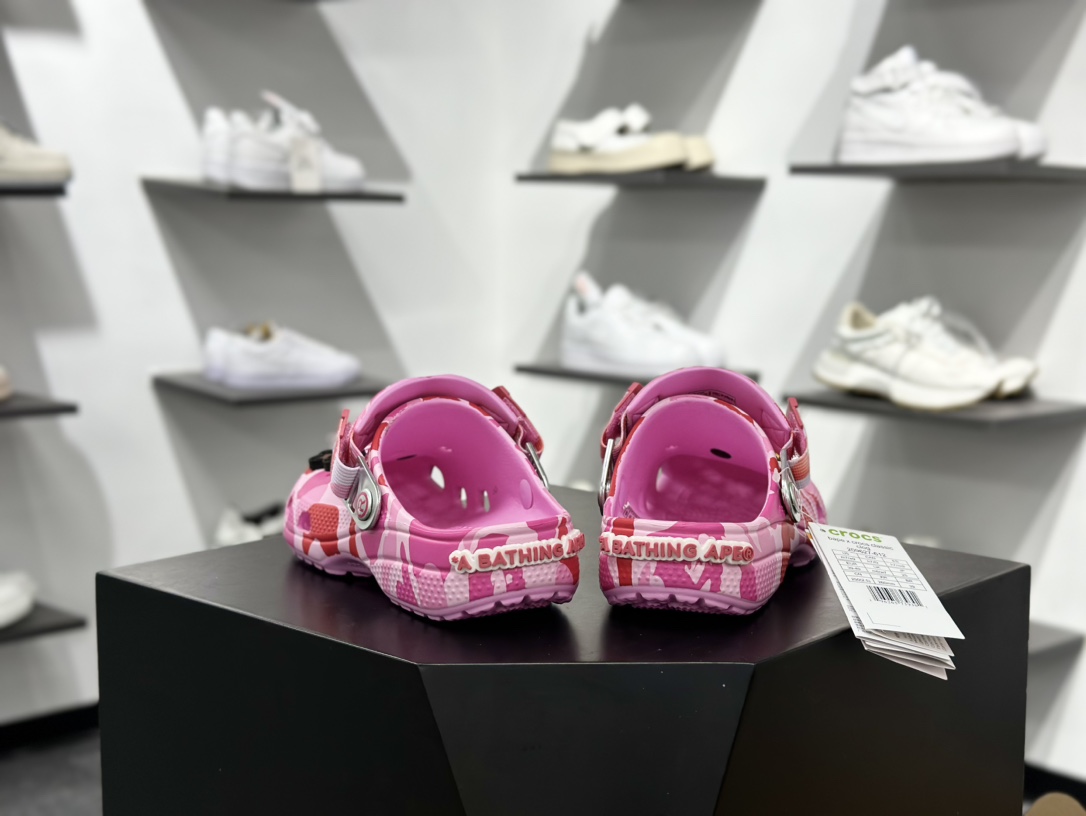 BATHING APE x Crocs Classic clog 卡骆驰Bape联名迷彩印花舒适百搭洞洞鞋