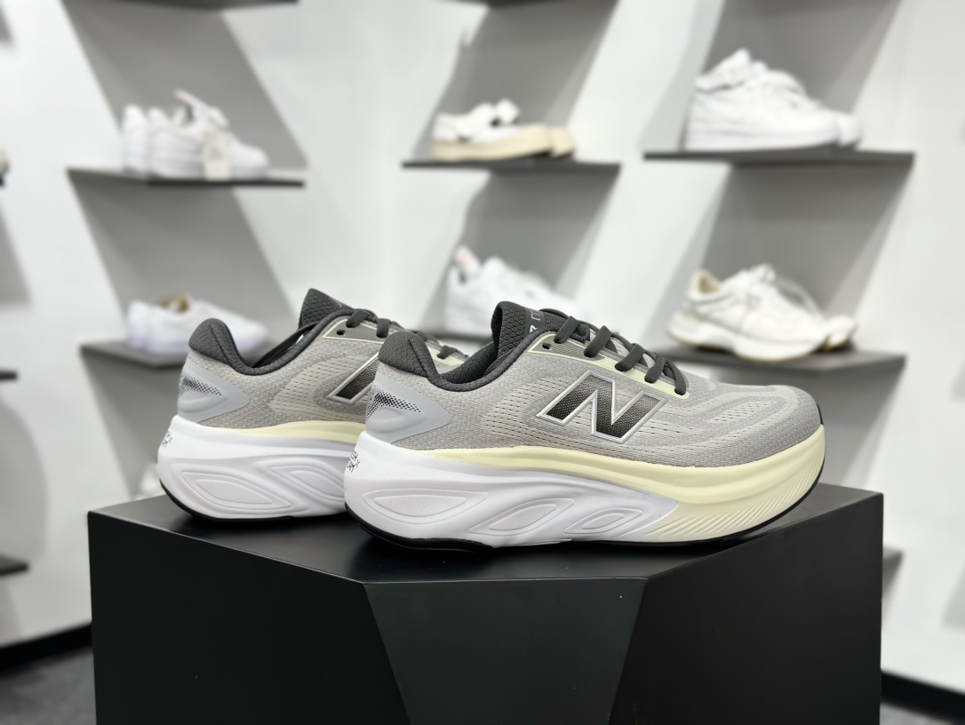 New Balance NB Fresh Foam 舒适耐磨低帮跑步鞋 MMORXE6