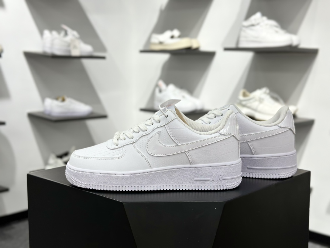 Nike Air Force 1 Low 07 纯白  HF2893-100