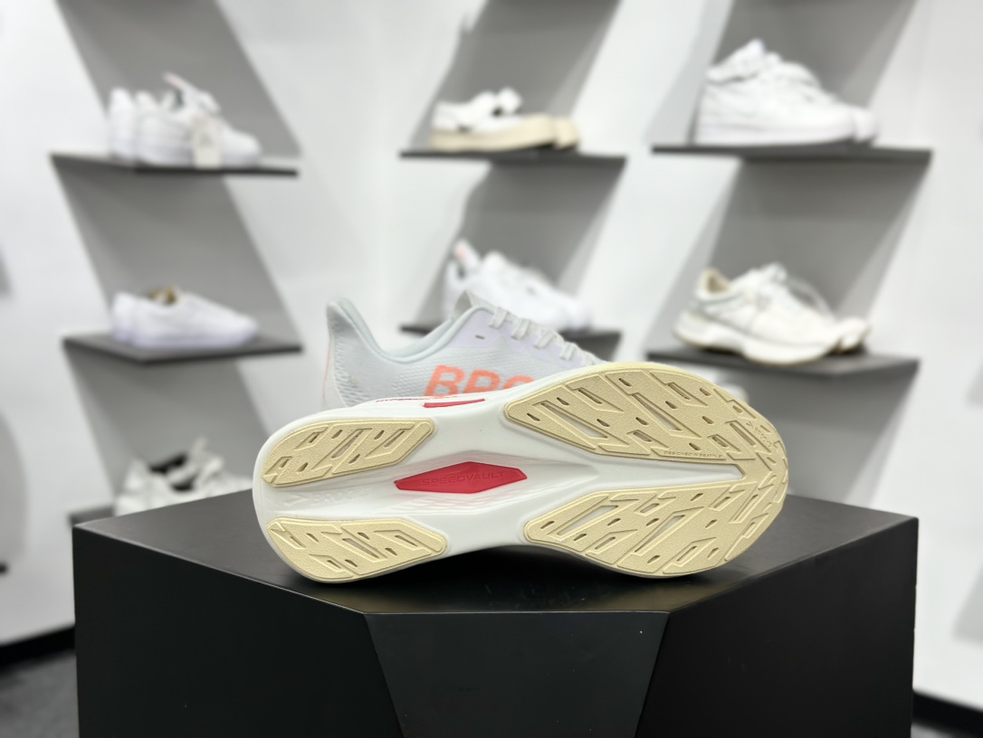 Brooks Hyperion Max 2 布鲁克斯 烈风2系列低帮透气缓震支撑休闲运动慢跑鞋 120423 1B 173 Brooks Hyperion Max 2 布鲁克斯 烈风2系列低帮透气缓震支撑休闲运动慢跑鞋 120423 1B 173