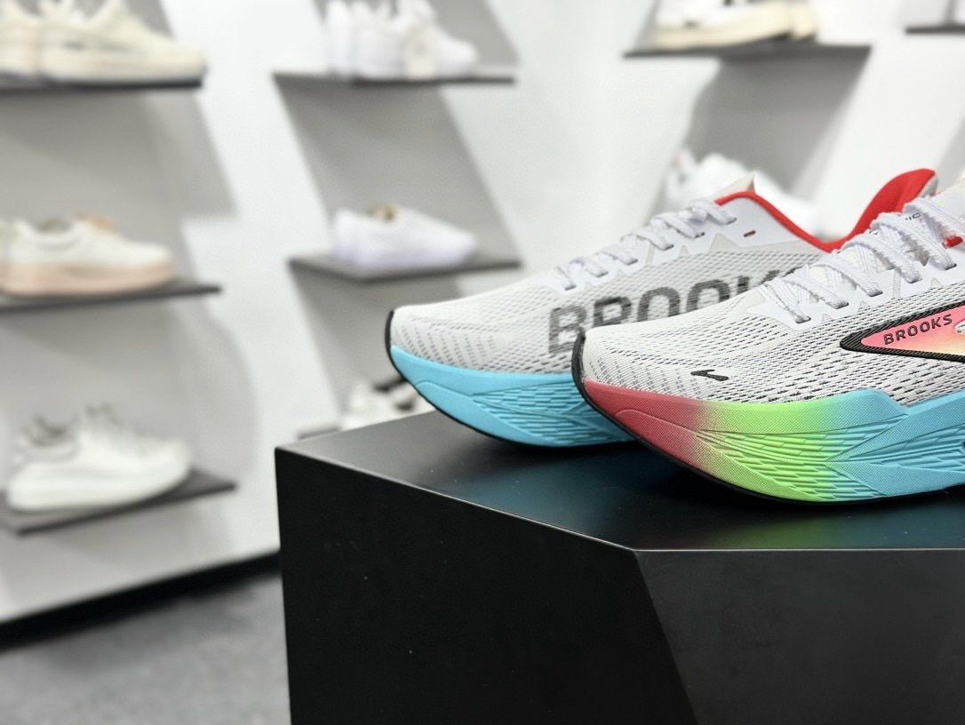 Brooks Hyperion Max 2 布鲁克斯 烈风2系列低帮透气缓震支撑休闲运动慢跑鞋 110434 1D 409 Brooks Hyperion Max 2 布鲁克斯 烈风2系列低帮透气缓震支撑休闲运动慢跑鞋 110434 1D 409