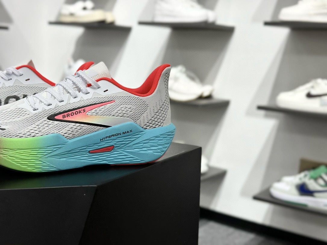 Brooks Hyperion Max 2 布鲁克斯 烈风2系列低帮透气缓震支撑休闲运动慢跑鞋 110434 1D 409 Brooks Hyperion Max 2 布鲁克斯 烈风2系列低帮透气缓震支撑休闲运动慢跑鞋 110434 1D 409