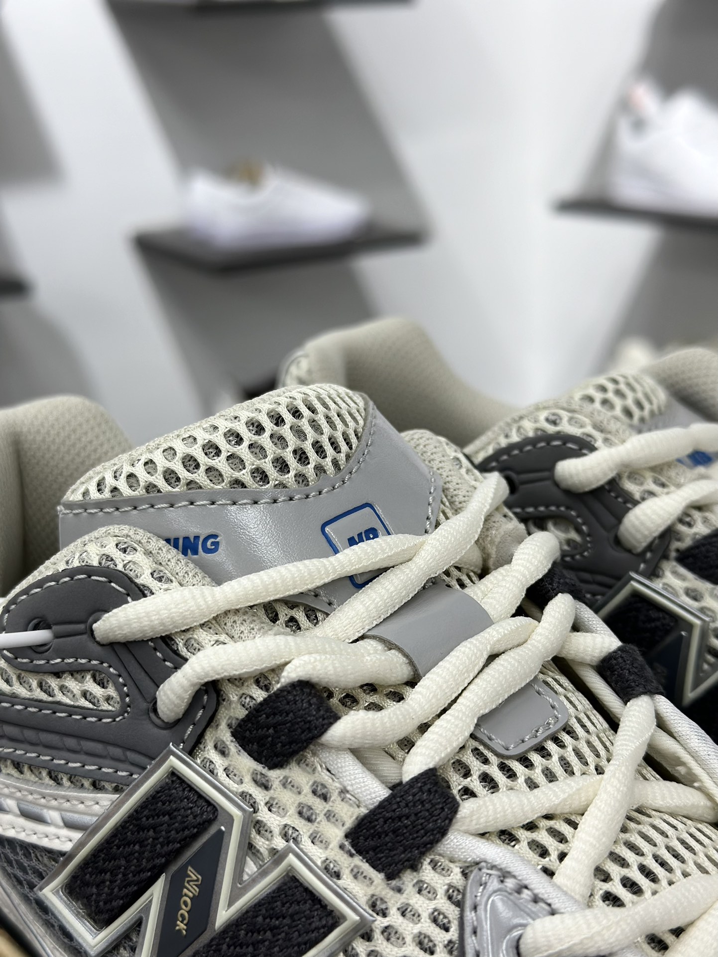 New Balance M1906系列 复古单品宝藏老爹鞋款 U1906NA