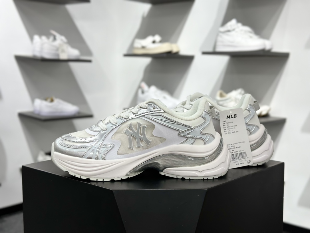 New York Yankees x MLB Mono Chunky Curve Mesh 莫诺大球网面系列低帮慢跑鞋“蝉翼银白NY”3ARNM015N-50WHS