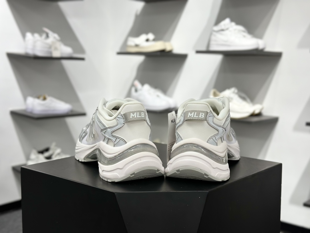New York Yankees x MLB Mono Chunky Curve Mesh 莫诺大球网面系列低帮慢跑鞋“蝉翼银白NY”3ARNM015N-50WHS