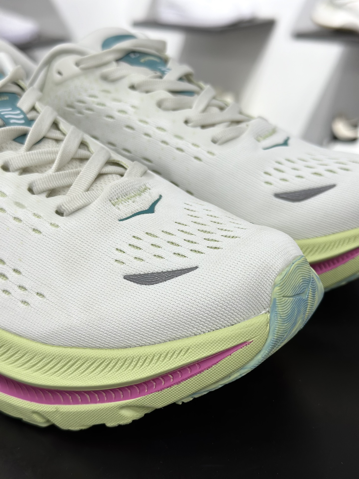 Z HOKA ONE ONE M KAWANA 舒适防滑耐磨低帮休闲跑步鞋 1123164