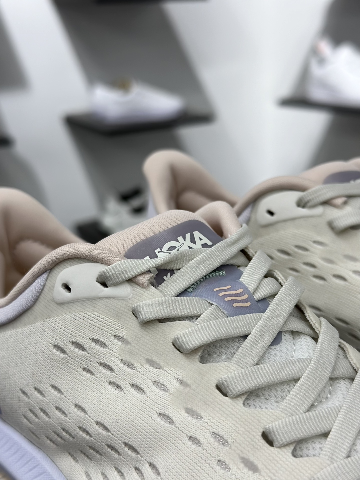 Z HOKA ONE ONE M KAWANA 舒适防滑耐磨低帮休闲跑步鞋 1123164 Z HOKA ONE ONE M KAWANA 舒适防滑耐磨低帮休闲跑步鞋 1123164