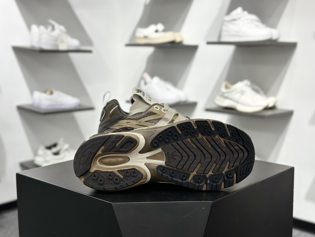 SFTM x AD Originals Adistar Cushion 棕色 复古前卫科技休闲运动老爹鞋 JR8044 SFTM x AD Originals Adistar Cushion 棕色 复古前卫科技休闲运动老爹鞋 JR8044