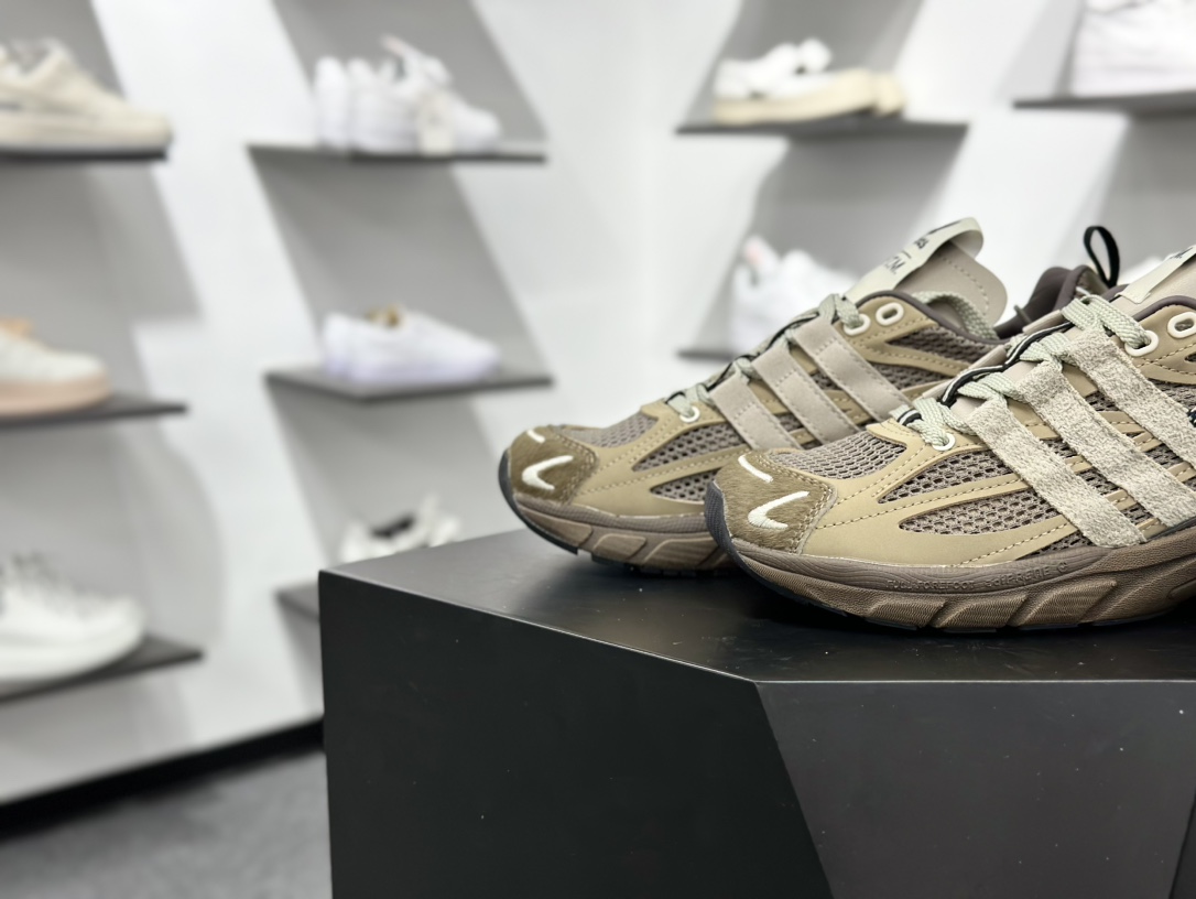 SFTM x AD Originals Adistar Cushion 棕色 复古前卫科技休闲运动老爹鞋 JR8044 SFTM x AD Originals Adistar Cushion 棕色 复古前卫科技休闲运动老爹鞋 JR8044