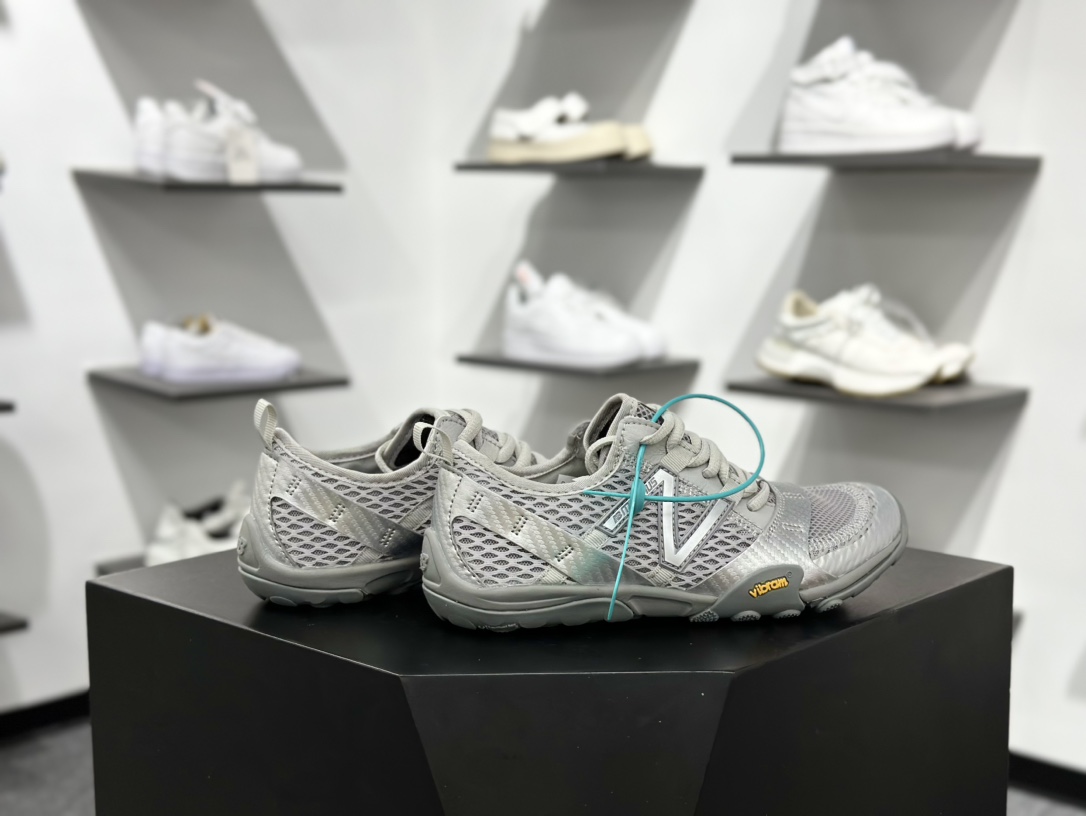 New Balance MT10系列 NB新百伦 薄底赤足鞋 实拍首发 防滑耐磨平衡轻便 低帮休闲城市通勤跑步鞋 MT100AB-4 New Balance MT10系列 NB新百伦 薄底赤足鞋 实拍首发 防滑耐磨平衡轻便 低帮休闲城市通勤跑步鞋 MT100AB-4