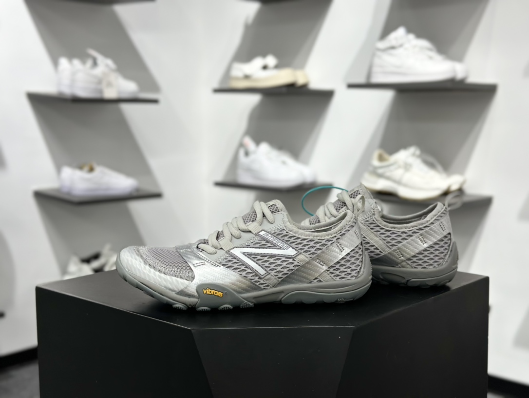 New Balance MT10系列 NB新百伦 薄底赤足鞋 实拍首发 防滑耐磨平衡轻便 低帮休闲城市通勤跑步鞋 MT100AB-4 New Balance MT10系列 NB新百伦 薄底赤足鞋 实拍首发 防滑耐磨平衡轻便 低帮休闲城市通勤跑步鞋 MT100AB-4