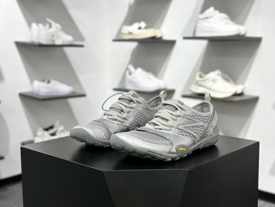 New Balance MT10系列 NB新百伦 薄底赤足鞋 实拍首发 防滑耐磨平衡轻便 低帮休闲城市通勤跑步鞋 MT100AB-4 New Balance MT10系列 NB新百伦 薄底赤足鞋 实拍首发 防滑耐磨平衡轻便 低帮休闲城市通勤跑步鞋 MT100AB-4