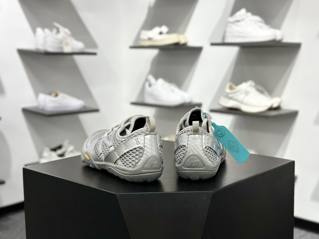 New Balance MT10系列 NB新百伦 薄底赤足鞋 实拍首发 防滑耐磨平衡轻便 低帮休闲城市通勤跑步鞋 MT100AB-4 New Balance MT10系列 NB新百伦 薄底赤足鞋 实拍首发 防滑耐磨平衡轻便 低帮休闲城市通勤跑步鞋 MT100AB-4