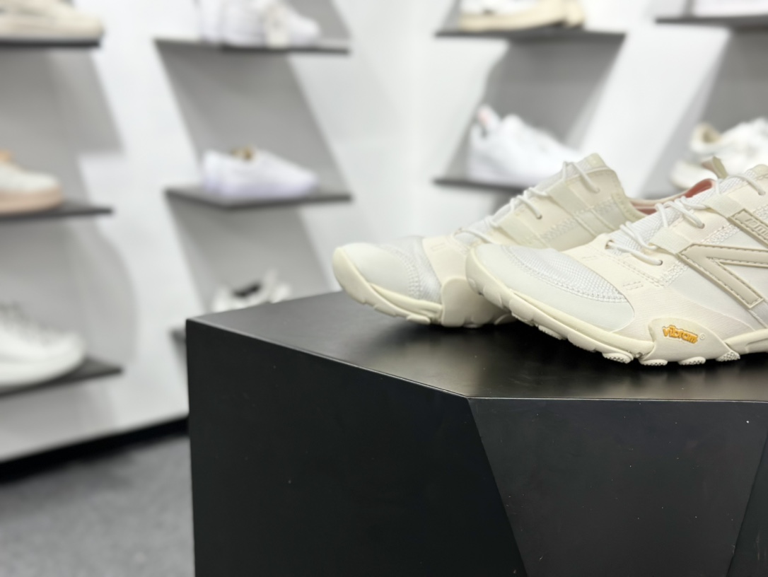 New Balance MT10系列 NB新百伦 薄底赤足鞋 实拍首发 防滑耐磨平衡轻便 低帮休闲城市通勤跑步鞋  MT100IM-1