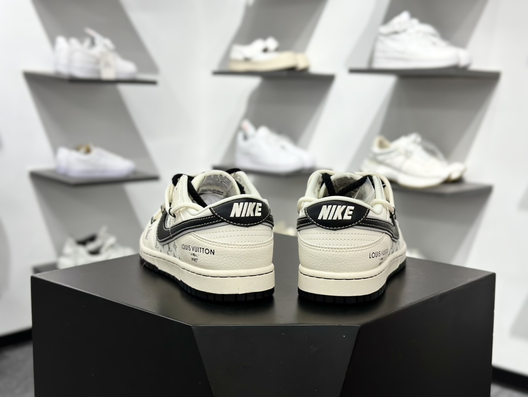 Travis Scott x Nike Air Jordan 1 Low x Louis Vuitton Air Jordan 1 Low 反转白黑小勾满天星倒钩  YX5066-327
