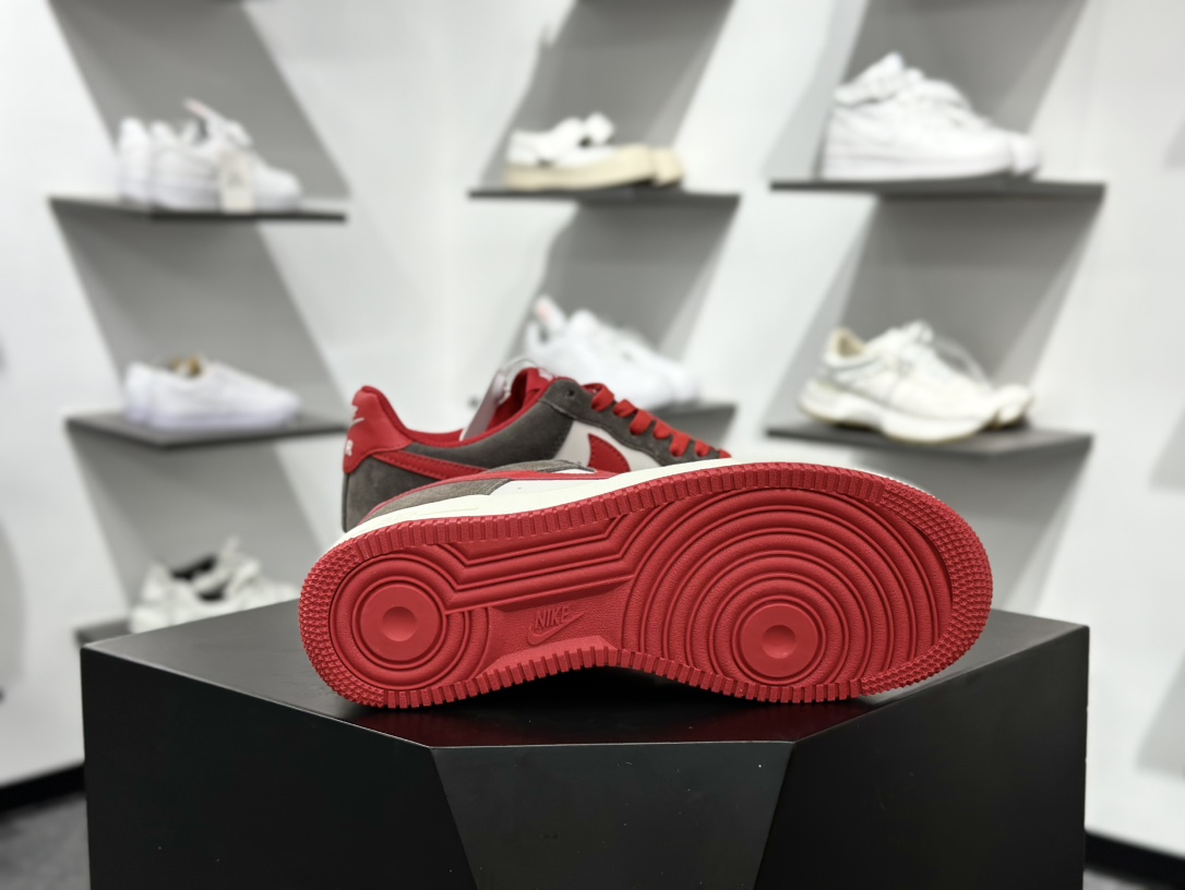 Air Force 1 '07 Low 褐红色 FQ8714-201 Air Force 1 '07 Low 褐红色 FQ8714-201