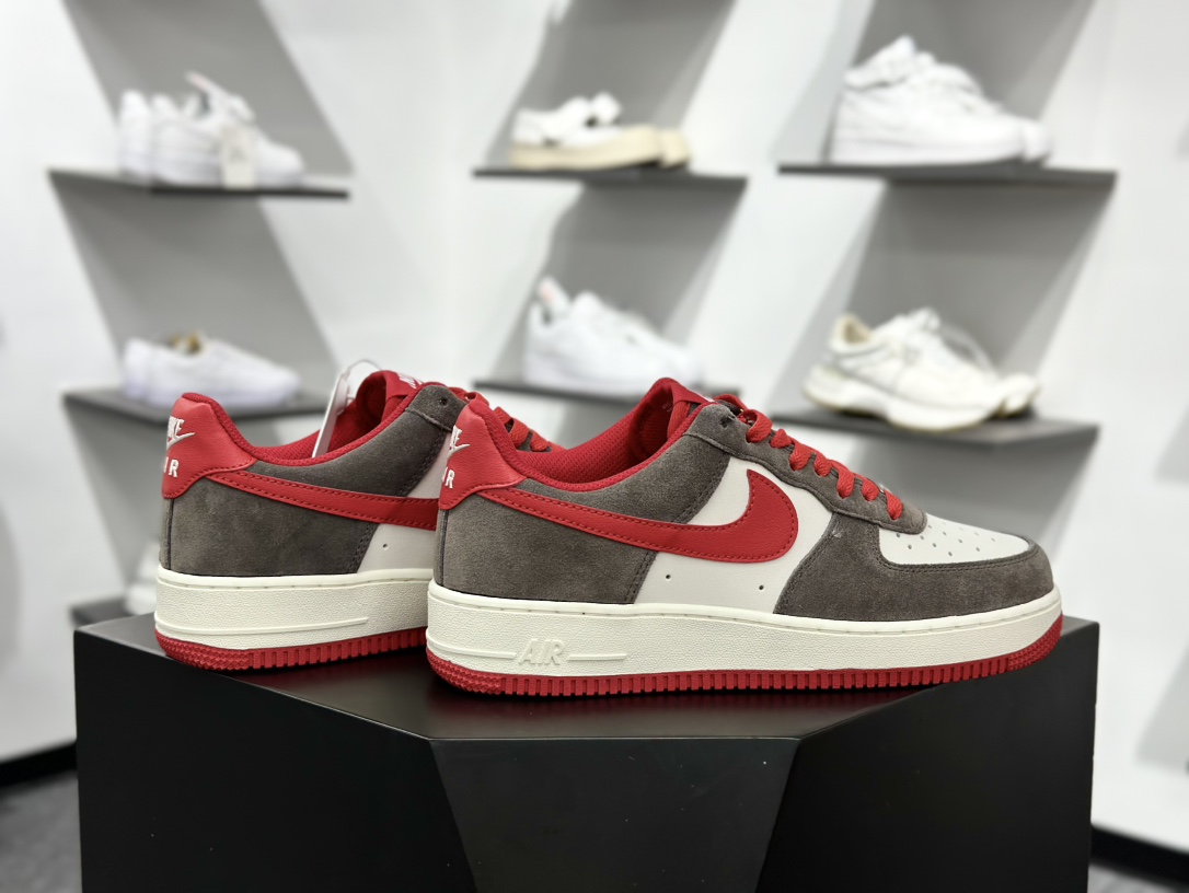 Air Force 1 '07 Low 褐红色 FQ8714-201 Air Force 1 '07 Low 褐红色 FQ8714-201