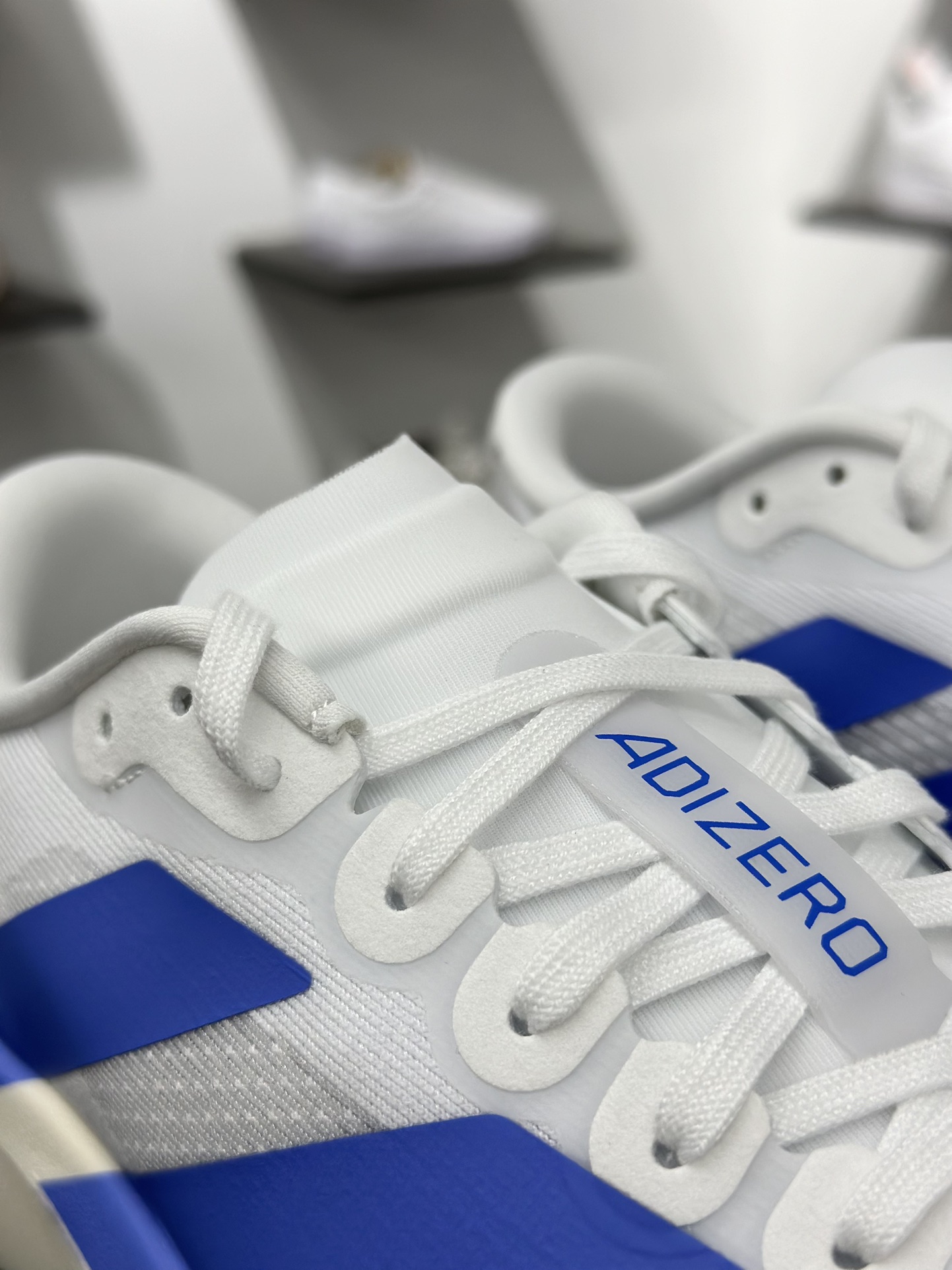 Adidas Adizero Evo SL 阿迪超轻透气缓震跑鞋  JS4454