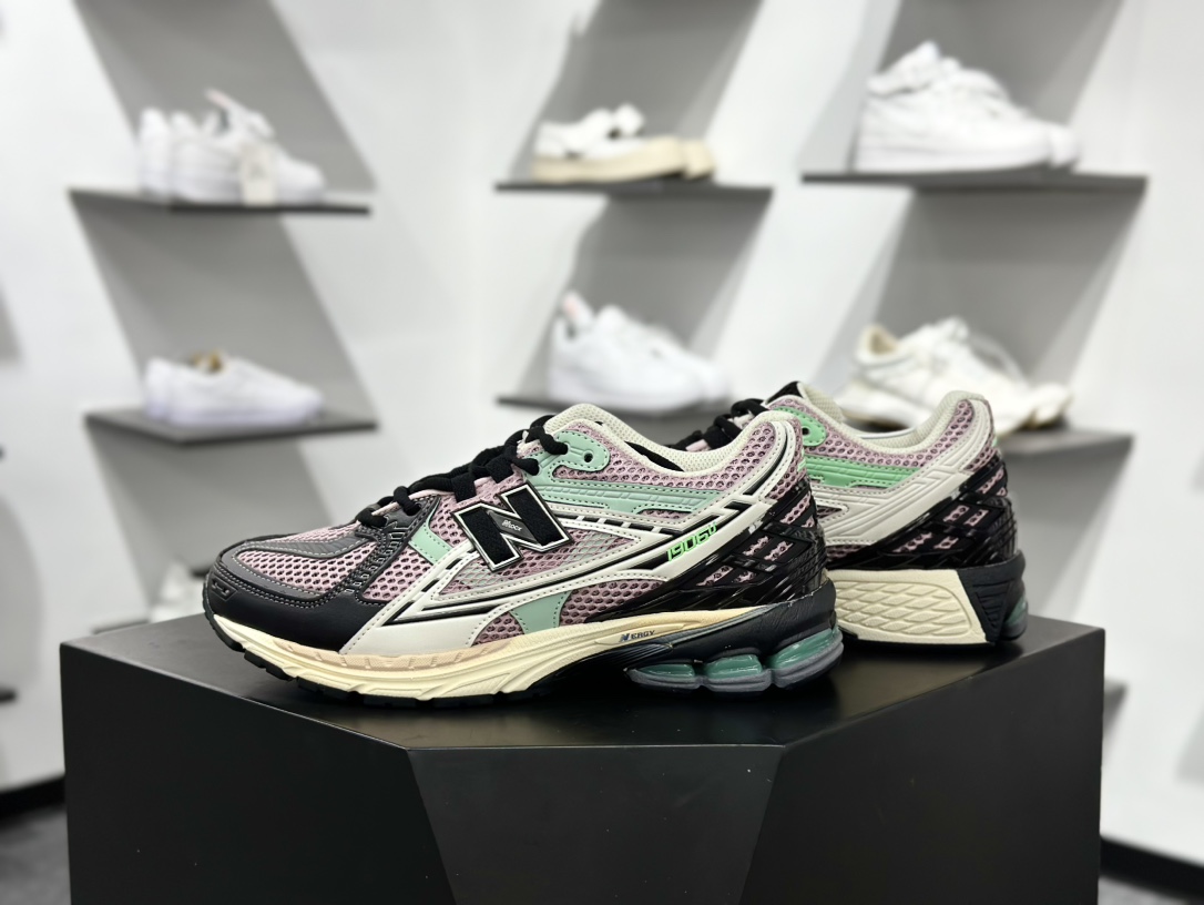 NB新百伦New Balance M1906R 系列复古老爹风休闲运动慢跑鞋 U1906NB