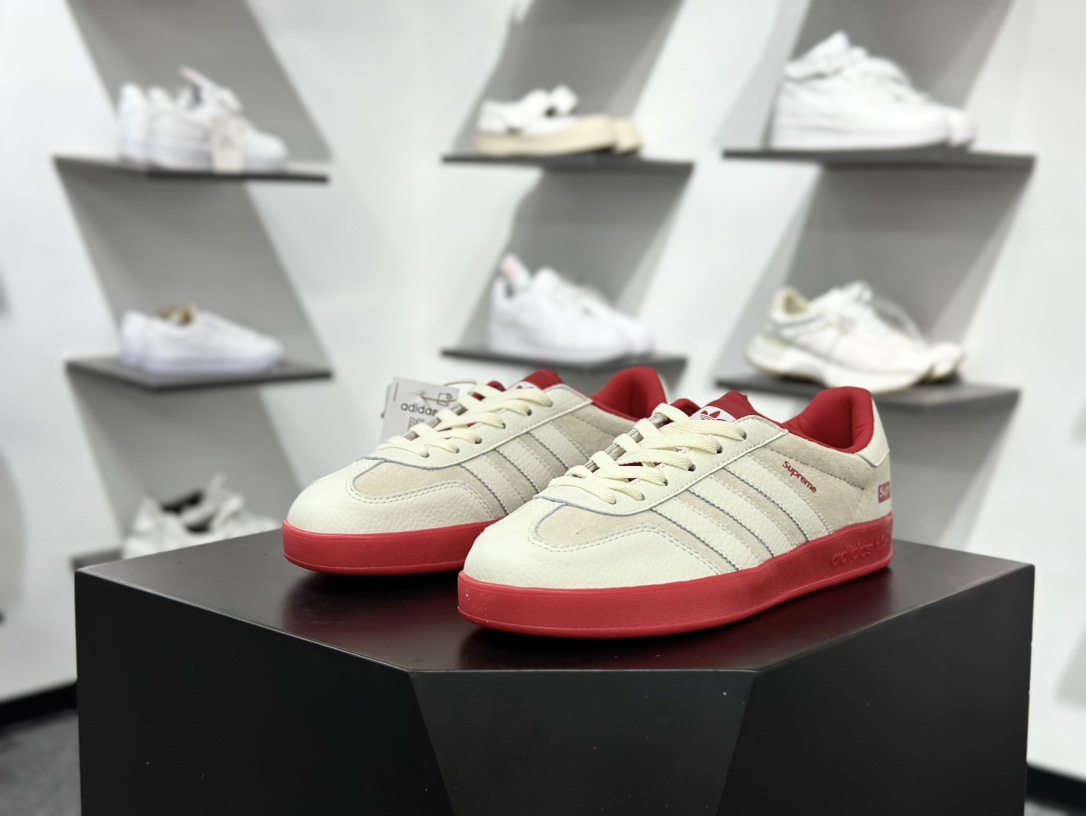 AD Originals Gazelle INdoor x superme 三叶草休闲防滑耐磨低帮板鞋 DD6610 AD Originals Gazelle INdoor x superme 三叶草休闲防滑耐磨低帮板鞋 DD6610