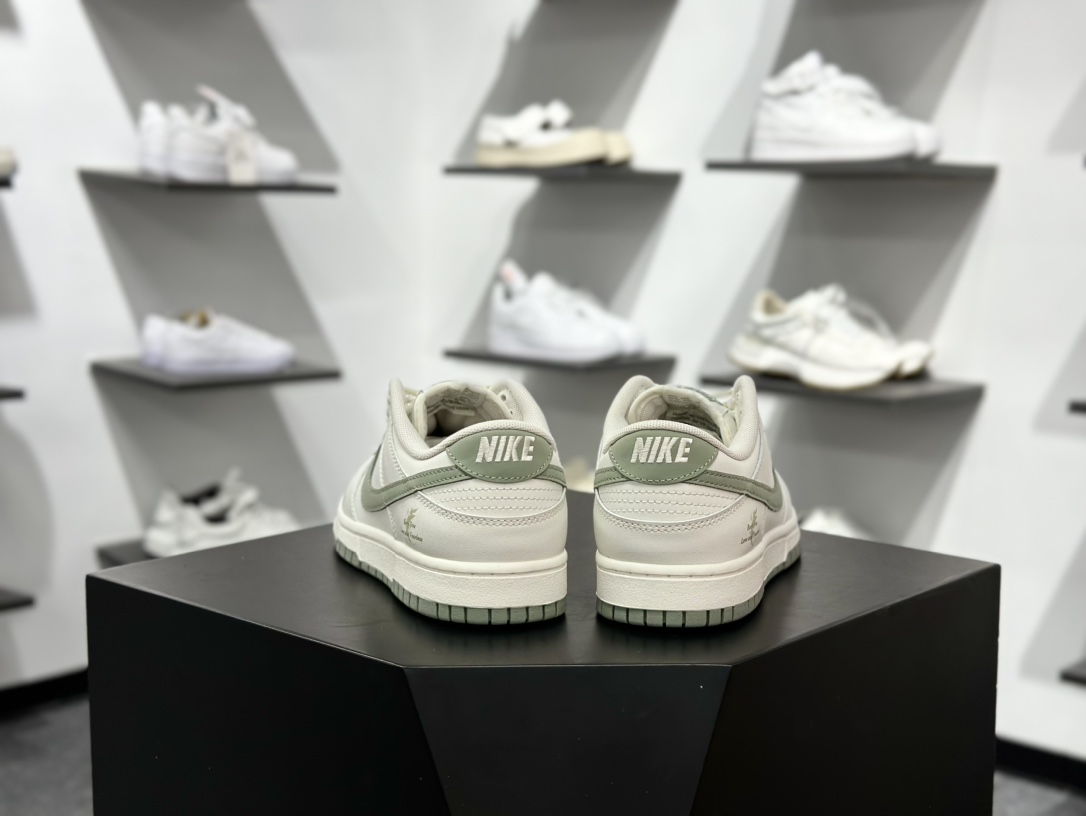 NK Dunk Low 心之希冀 WG0406-021 此款整体以杏仁白色为主色调