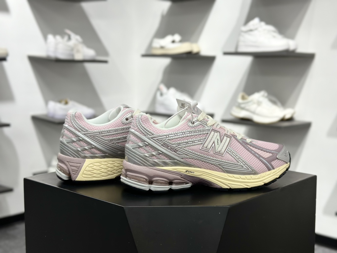 New Balance 1906系列复古老爹风休闲运动慢跑鞋  U1906RNF