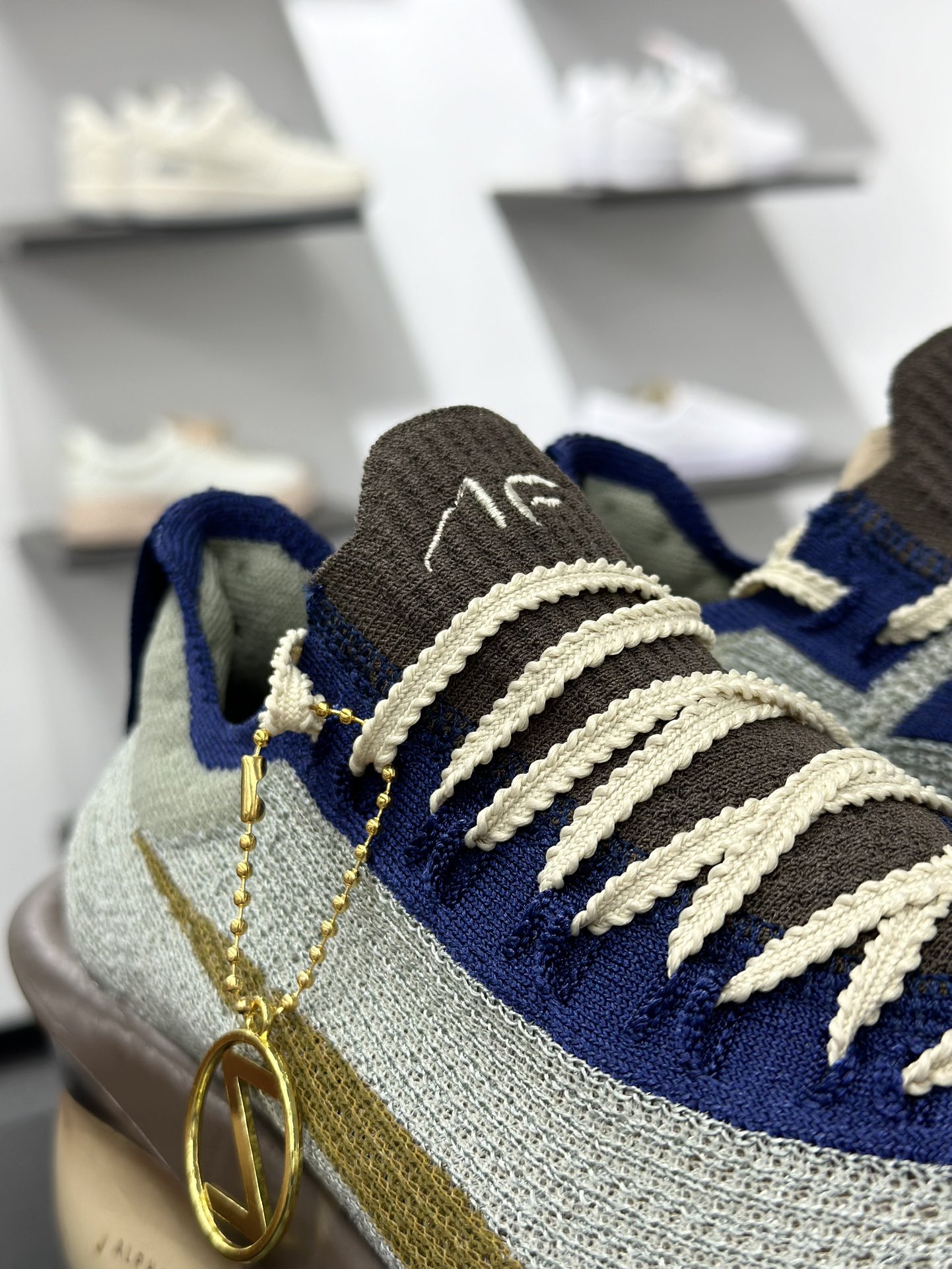 NK Alphafiy 3 premium 蓝灰卡其棕 阿尔法飞行3代系列马拉松轻量竞速运动跑鞋 HV4318-320