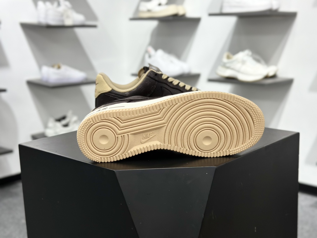Nike Air Force 1 Low 07 x Louis Vuitton 黑棕小勾  LW9279-007