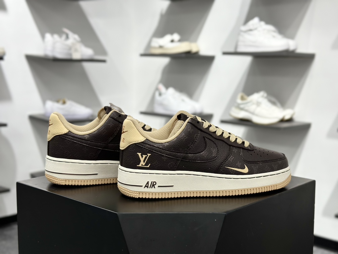 Nike Air Force 1 Low 07 x Louis Vuitton 黑棕小勾  LW9279-007