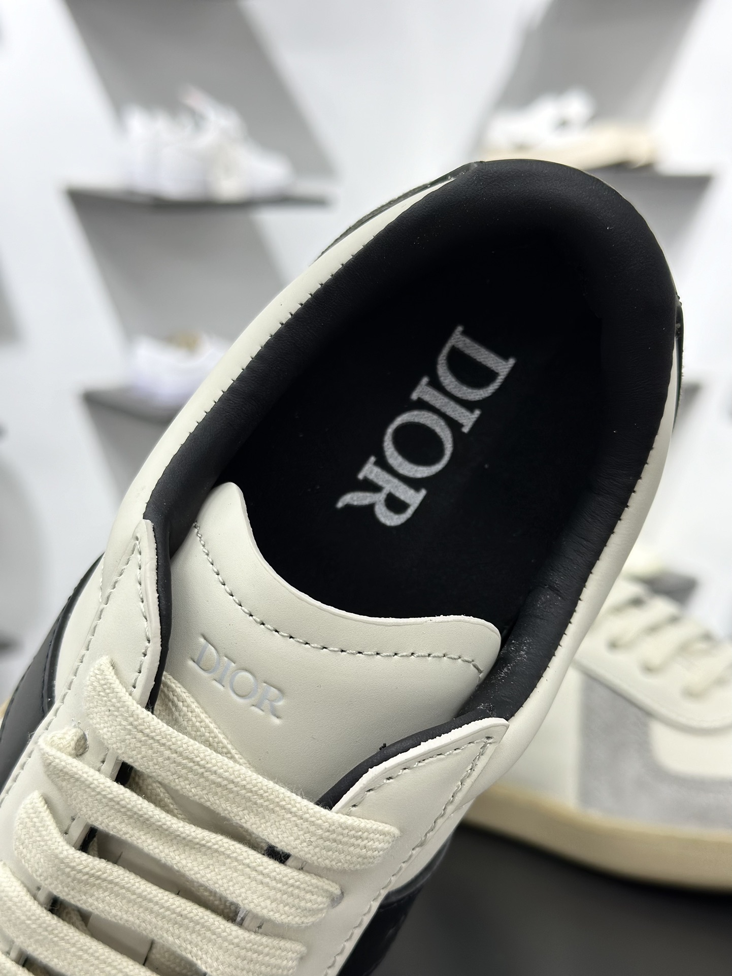 360 迪奥/Dior B01 Matchpoint Low Sneakers B01系列低帮小白鞋“皮革米白灰黑生胶底”3SN328ZRH_H069
