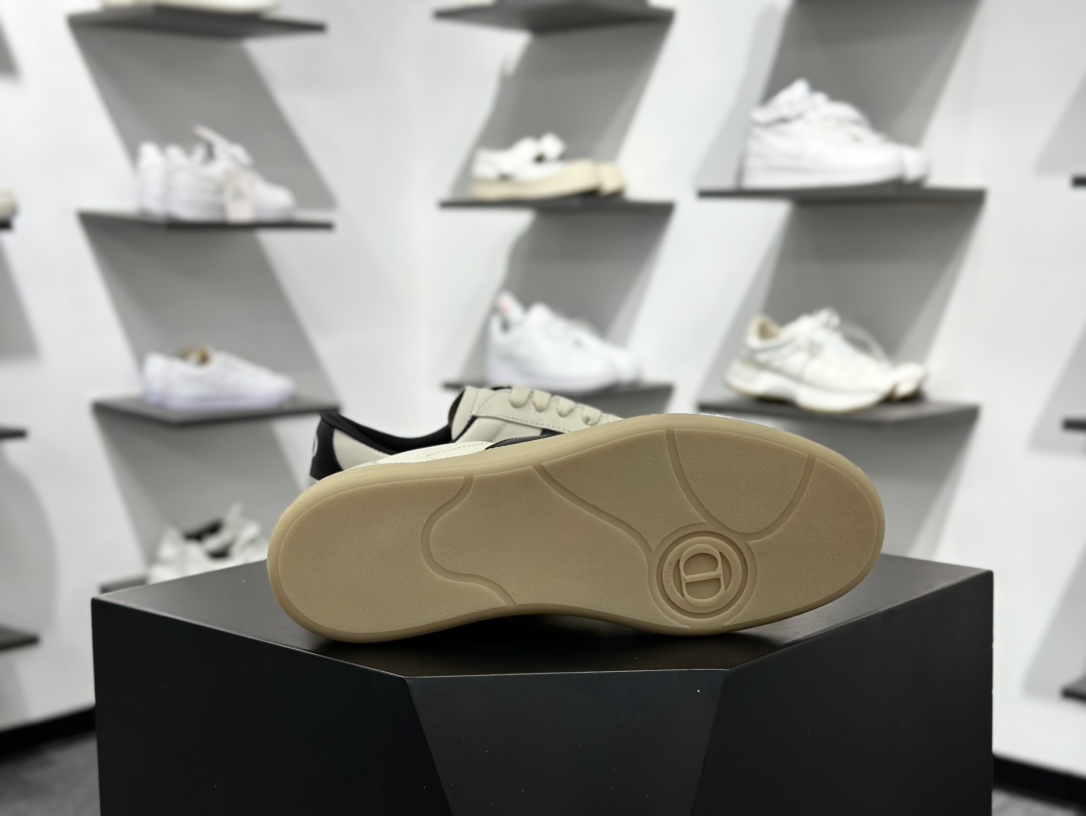 360 迪奥/Dior B01 Matchpoint Low Sneakers B01系列低帮小白鞋“皮革米白灰黑生胶底”3SN328ZRH_H069