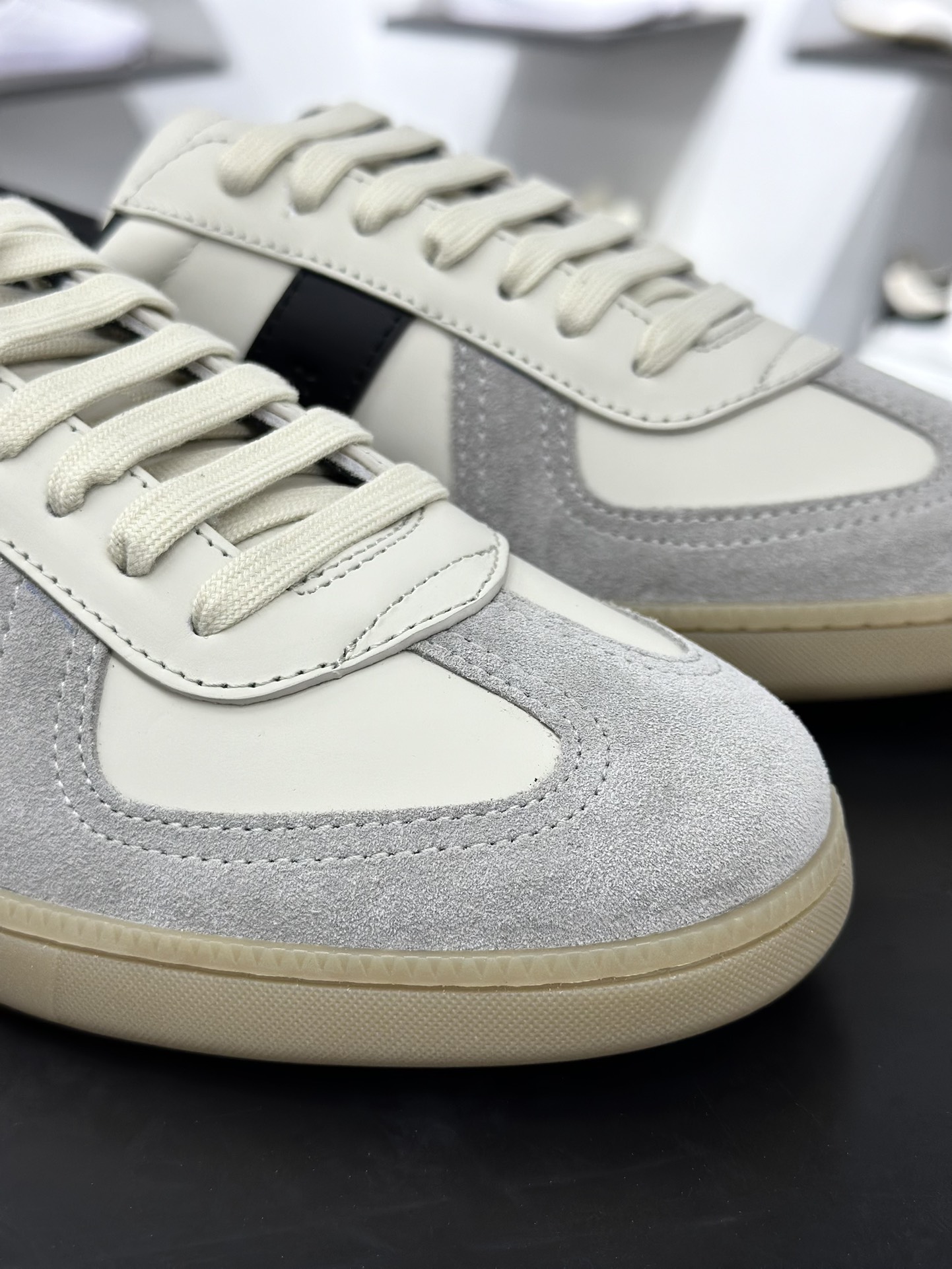 360 迪奥/Dior B01 Matchpoint Low Sneakers B01系列低帮小白鞋“皮革米白灰黑生胶底”3SN328ZRH_H069