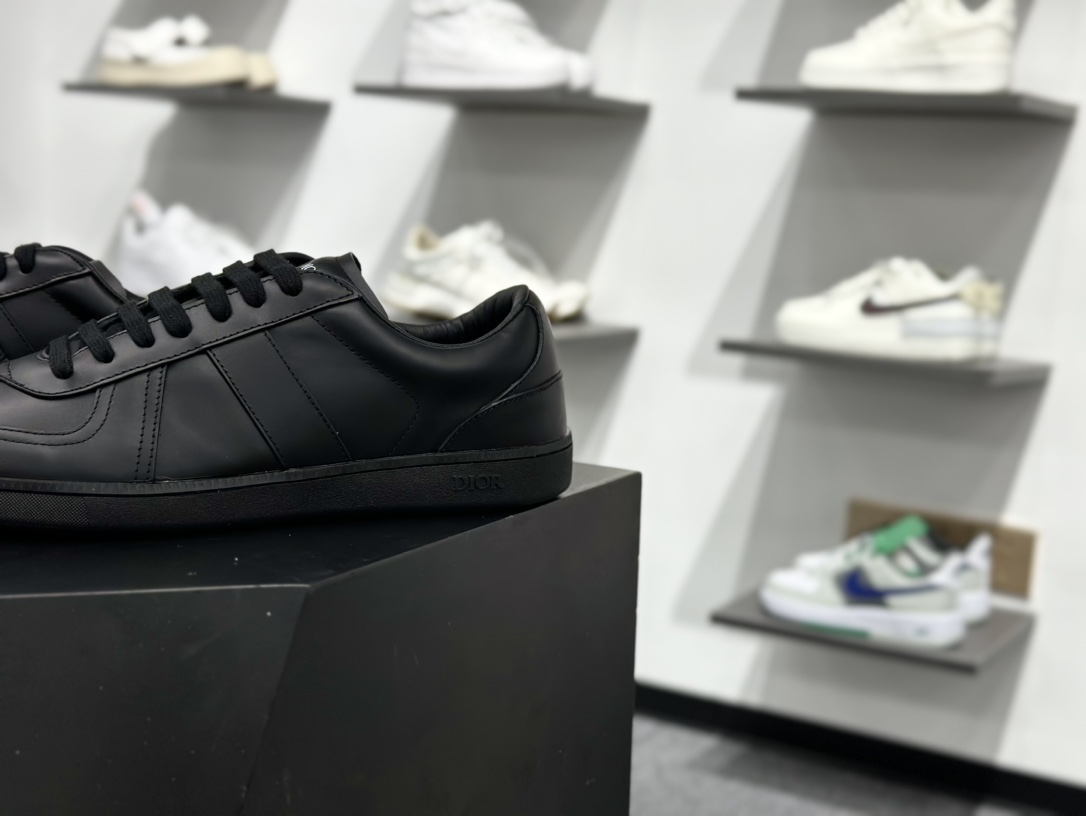 360 迪奥/Dior B01 Matchpoint Low Sneakers B01系列低帮经典绅士德训小白鞋“皮革全黑”3SN328ZQR_H900